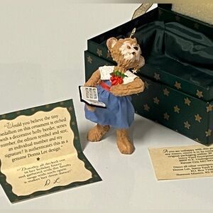 1997 Teddy Bear Family DOROTHY #1 in Series DONNA LEE Christmas Ornament DL3